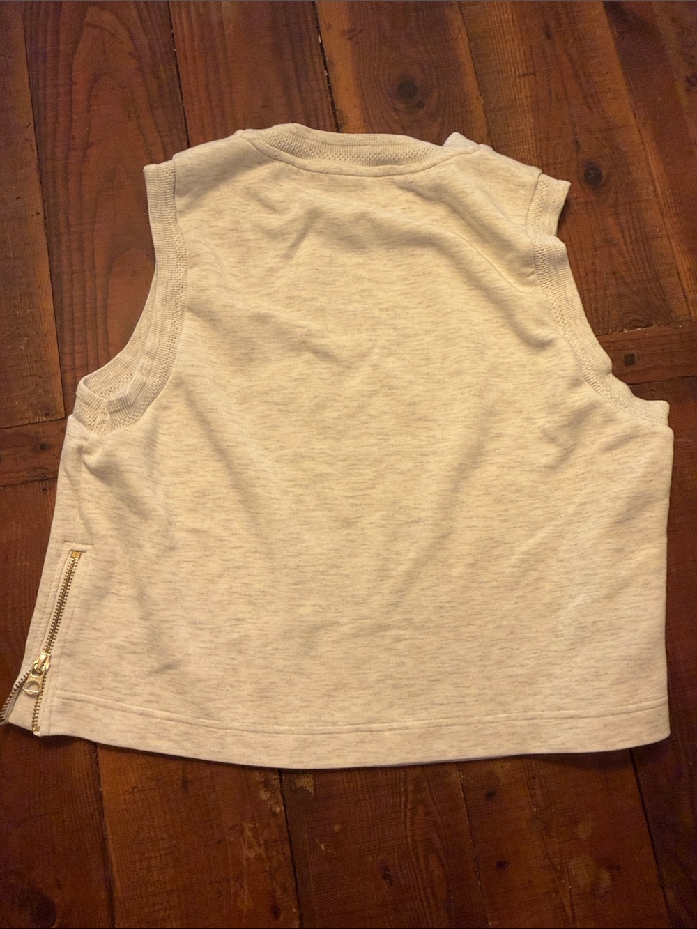 Varley Sleeveless Cropped Tank in Light Heather Gray - Picture 5 of 5